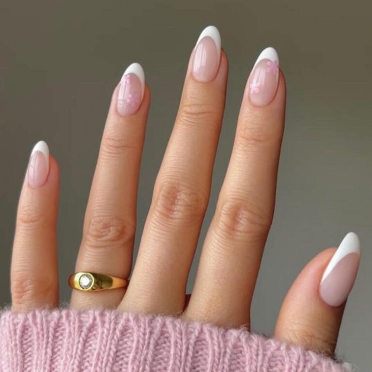 24 French Nails Ideas for Weddings, Parties, and Special Occasions