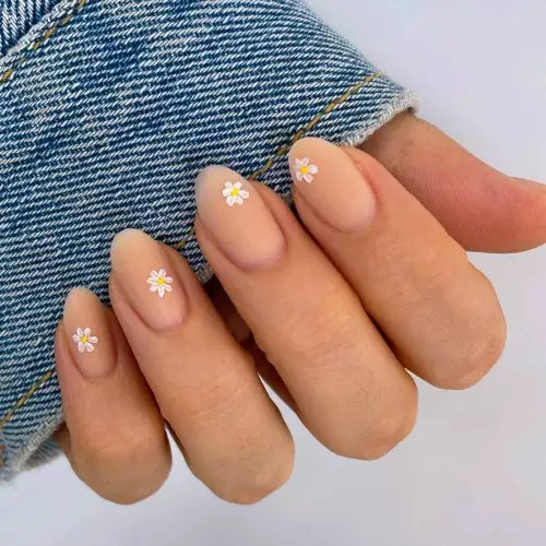 19 June Nails Ideas with Pastels, Florals, and Colorful Summer Charm
