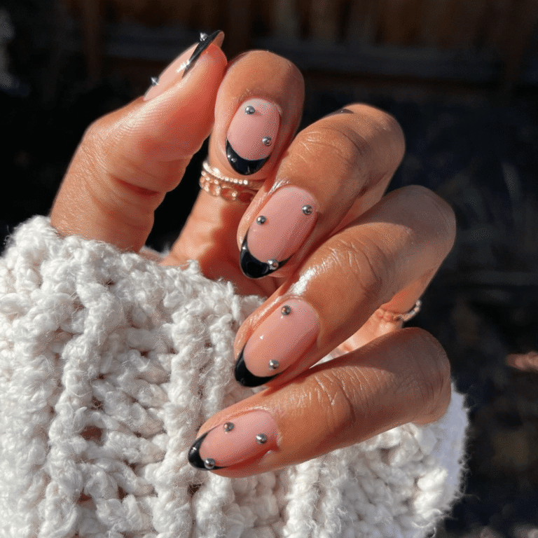21 Graduation Nails Ideas That Make Your Big Day Feel Extra Special