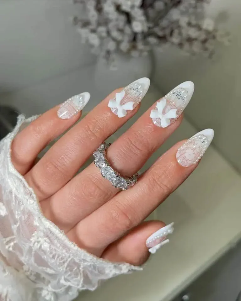 19 Graduation Nails Ideas for a Chic and Picture-Perfect Celebration Look
