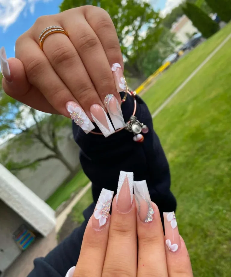 19 Graduation Nails Ideas with Glitter, French Tips, and Modern Designs