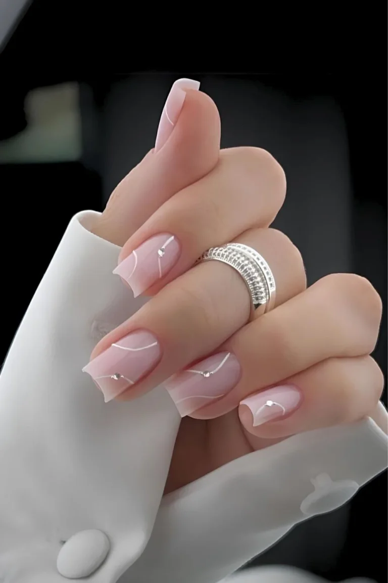 23 Graduation Nails Inspo Ideas for a Chic and Memorable Graduation Look