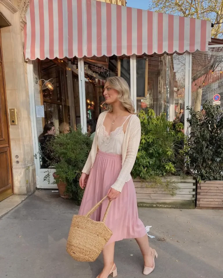 19 Classy Party Outfit Ideas To Recreate