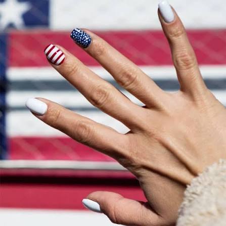 27 Stunning July Nail Ideas for 2026