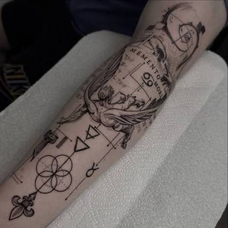 26 Memento Mori Tattoo Worth Getting Inked