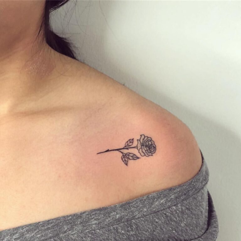 24 Small Tattoo Ideas That Are Trending Right Now