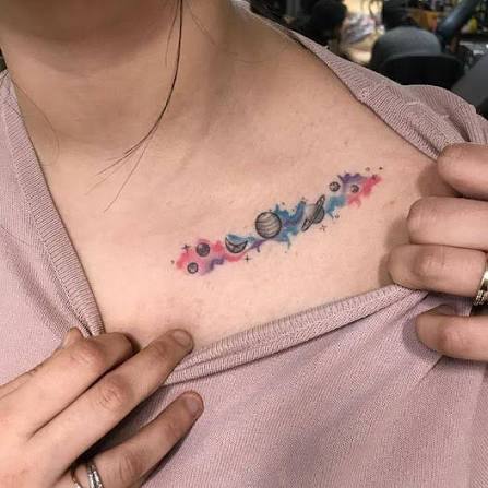 25 Collarbone Tattoos That Are Total Style Goals