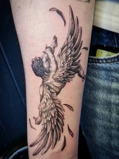 23 Icarus Tattoo You’ll Absolutely Love